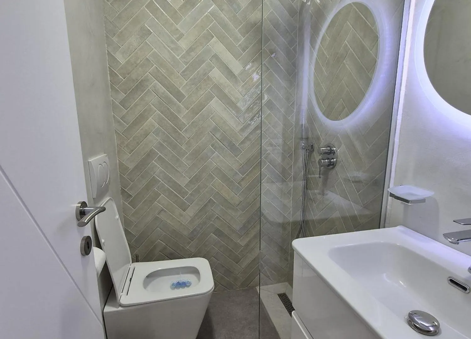 Mosaic Cane Apartment 2 Tirana